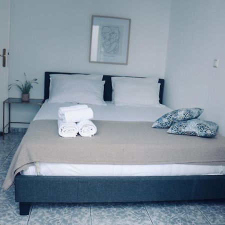 Coastline Apartment Néa Péramos Exteriér fotografie